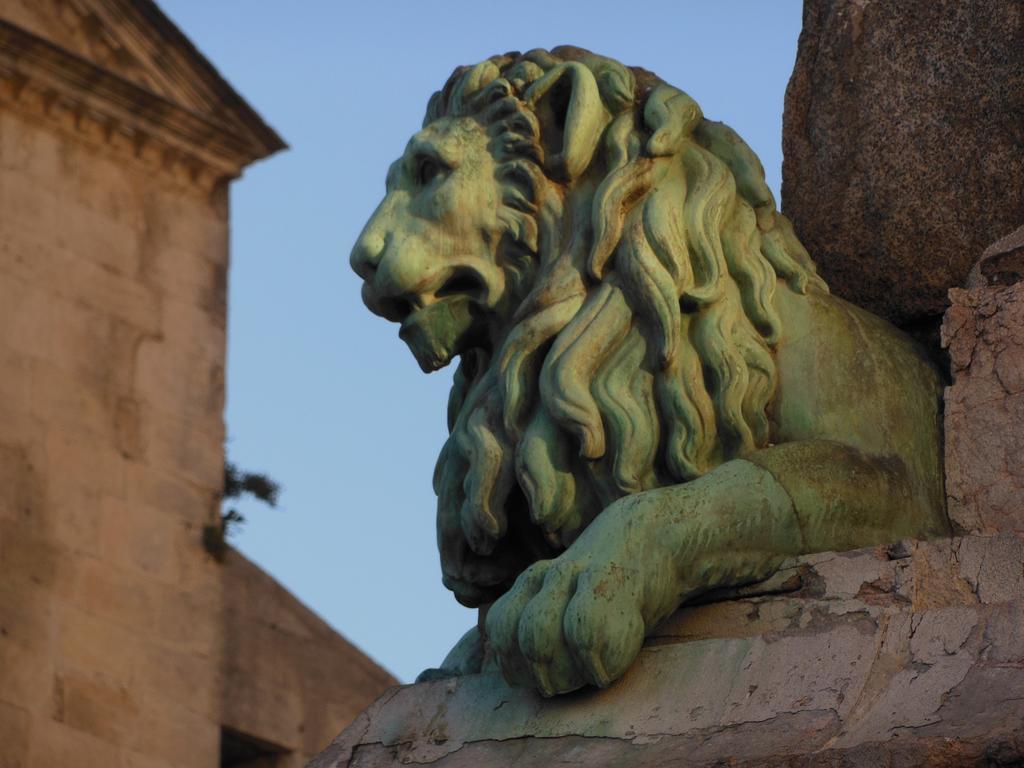 Appartement Arles Centre Historique Стая снимка